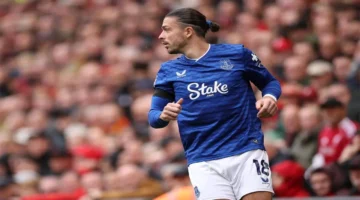 مشاركة جريليش تُقرّر في مباراة مانشستر سيتي وإيفرتون بالدوري الإنجليزي